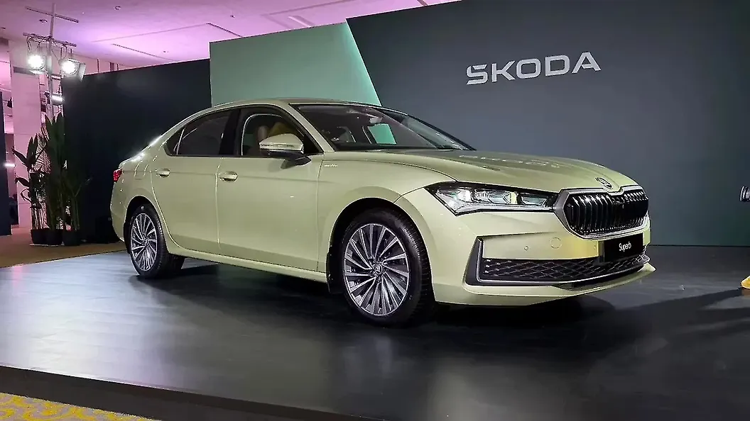 Skoda New Superb Right Front Three Quarter