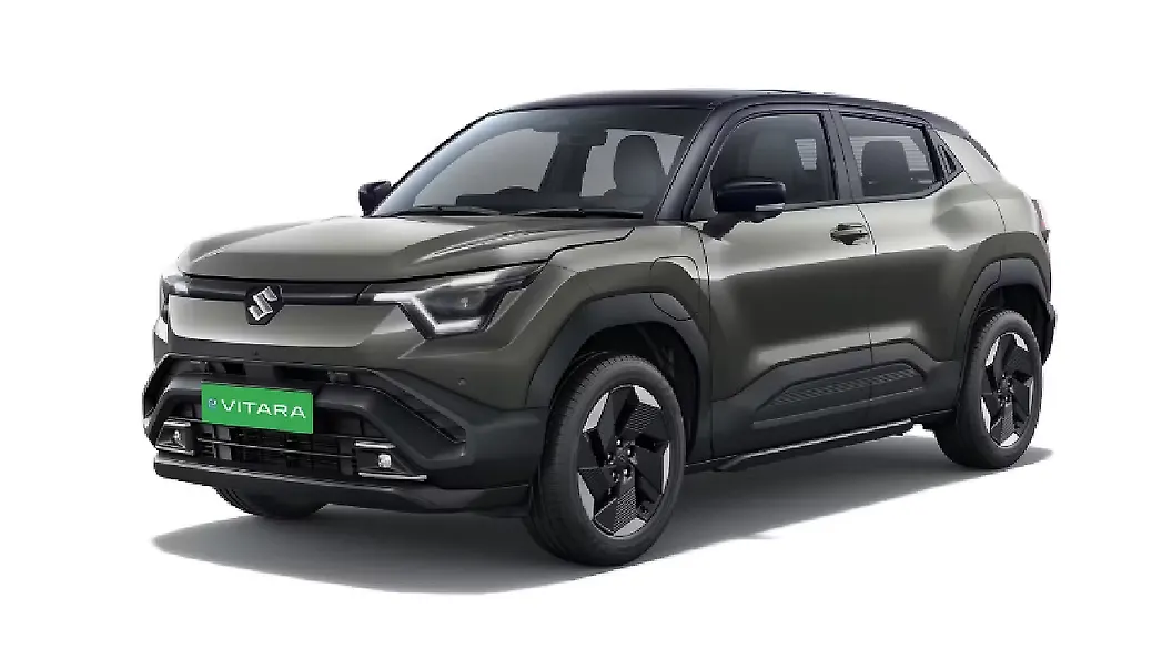 e Vitara in Land Breeze Green with Bluish Black Roof