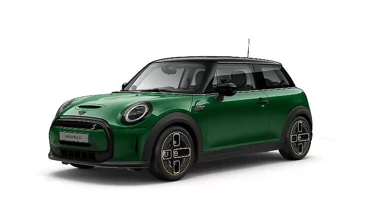 Cooper SE in British Racing Green IV Metallic