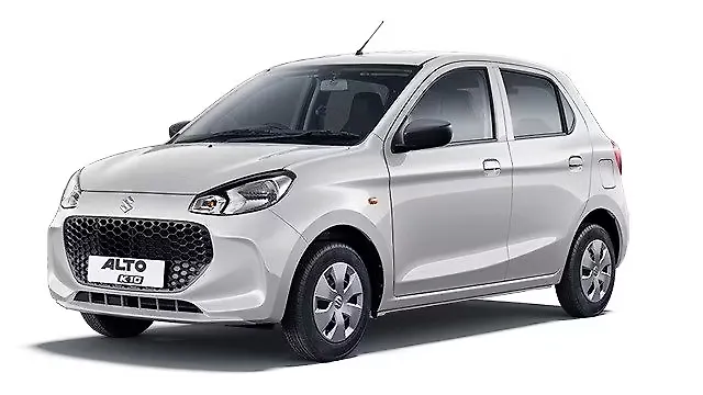 Alto K10 in Solid White