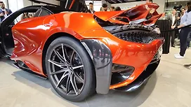 Right Rear Three Quarter