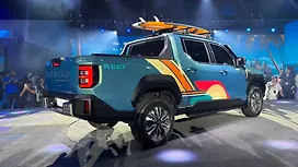 Right Rear Three Quarter