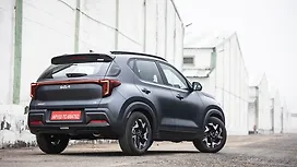 Right Rear Three Quarter