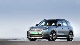 Left Front Three Quarter