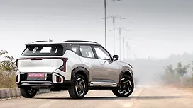 Right Rear Three Quarter