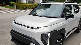 Left Front Three Quarter