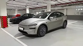 Left Front Three Quarter