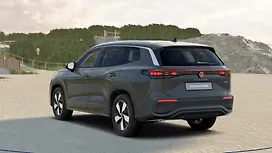 Left Rear Three Quarter