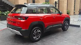 Right Rear Three Quarter