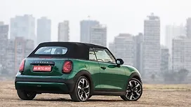 Right Rear Three Quarter