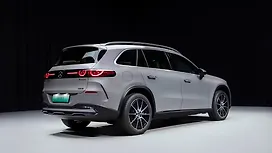 Right Rear Three Quarter