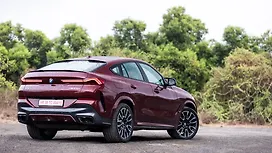 Right Rear Three Quarter