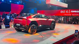 Right Rear Three Quarter